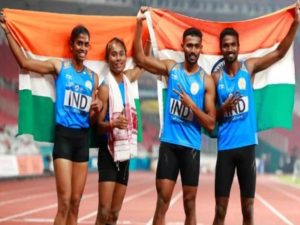 India relay team stranded