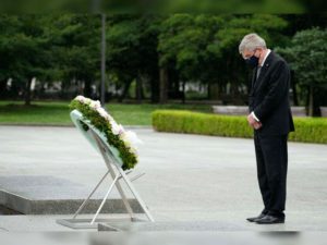 IOC President pays respect to Hiroshima