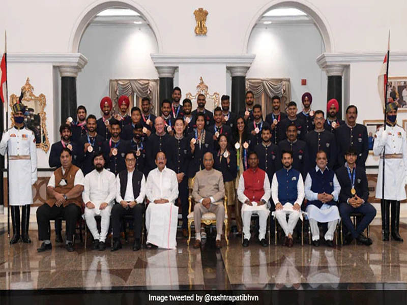 President Ram Nath Kovind Over A Cup Of Tea With Olympians at Rashtrapati Bhavan