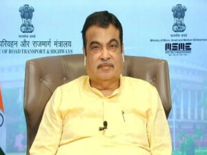 Nitin Gadkari has emphasised on fixing driving hours for the drivers