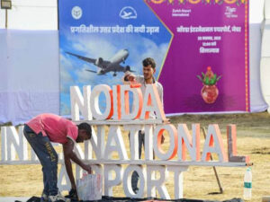 PM Modi will lay the foundation stone of Noida International Airport in Jewar