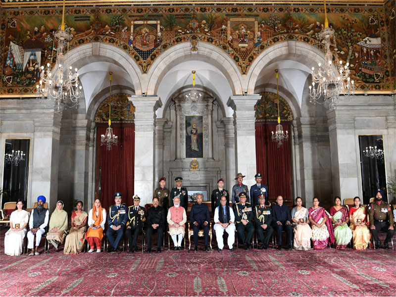 president kovind presents 5 Kirti Chakra 5 Vir Chakra and 9 Shaurya Chakra