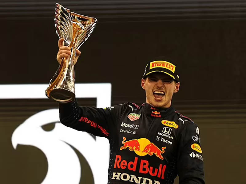 Max Verstappen F1 world champion 2021