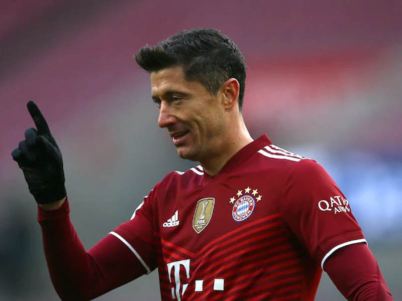 Robert Lewandowski wins FIFA The Best Mens Player award