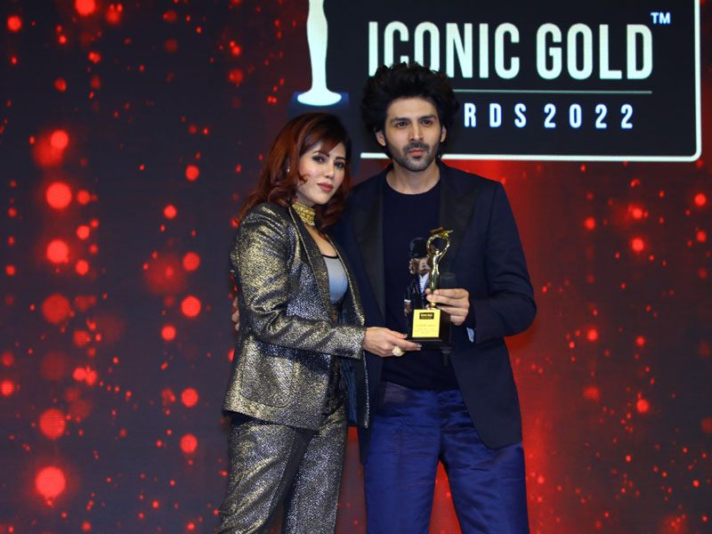 Warda Nadiadwala awarded Iconic Stylish Producer 2022