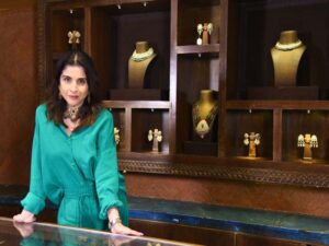 Maheep Kapoor showcases exclusive jewellery collection for Tyaani by Karan Johar