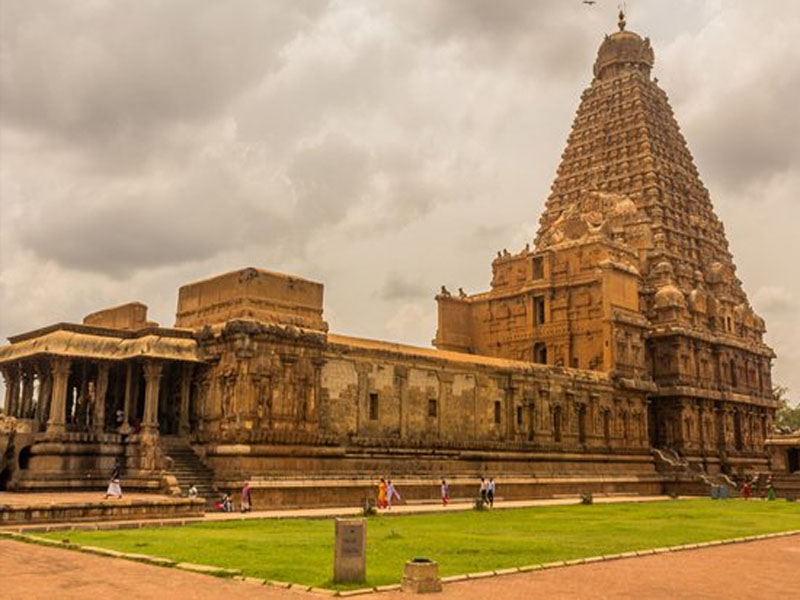 brihadeswara temple