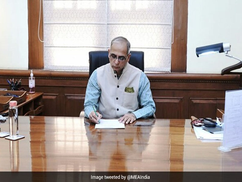 vinay mohan kwatra takes charge as new foreign secretary