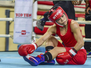 mary kom ruled out of commonwealth games after suffering knee injury in selection trials