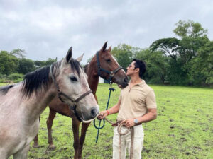 Randeep Hooda meets his Horse Dream Girl