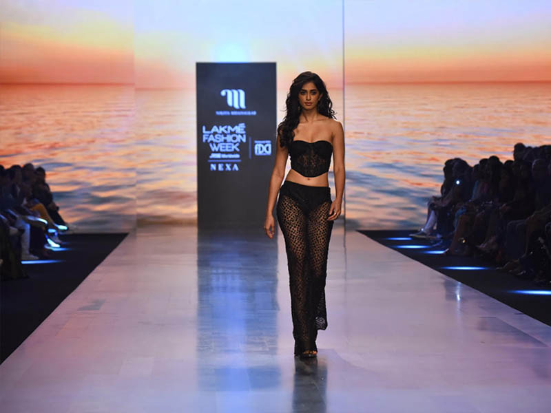 Miss India Sini Shetty 2022 at Nikita Mhaisalkars show