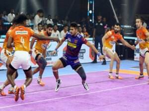 Dabang Delhi KC vs Puneri Paltan