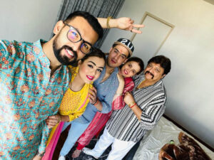 Shivam Sharma Enjoys Vacation in Delhi With Family