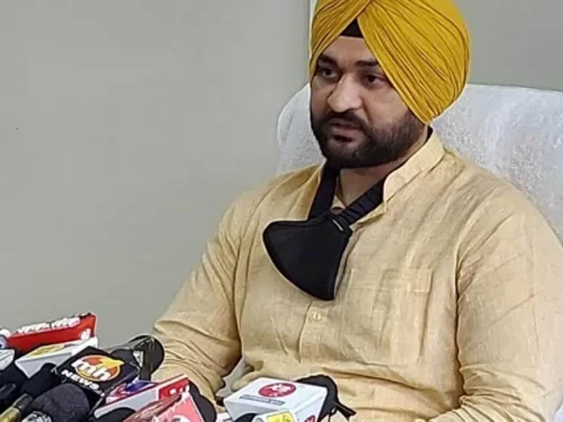 sandeep singh quits over sexual harassment charge