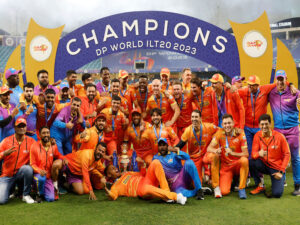 Gulf Giants players with the winning trophy of DP World International League T20