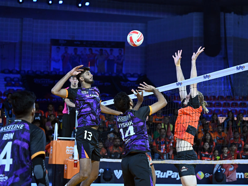 Hyderabad Black Hawks vs Bengaluru Torpeodes