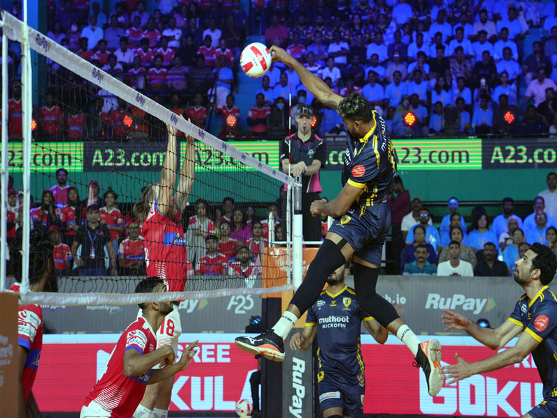 Kochi Blue Spikers vs Calicut Heroes