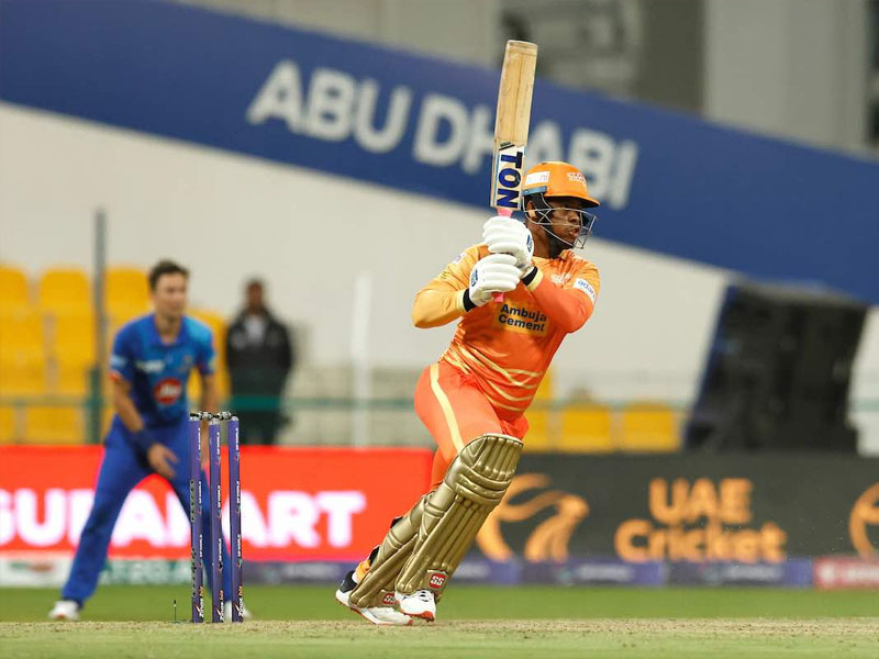 gulf giants beat mi emirates by 5 wickets to enter into ilt20 playoff