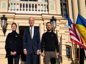 us president joe biden has made a surprise visit to kyiv