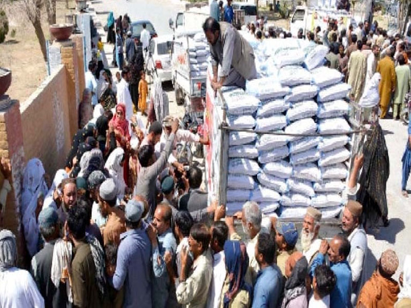 several injured in stampedes as free flour distribution in pakistan