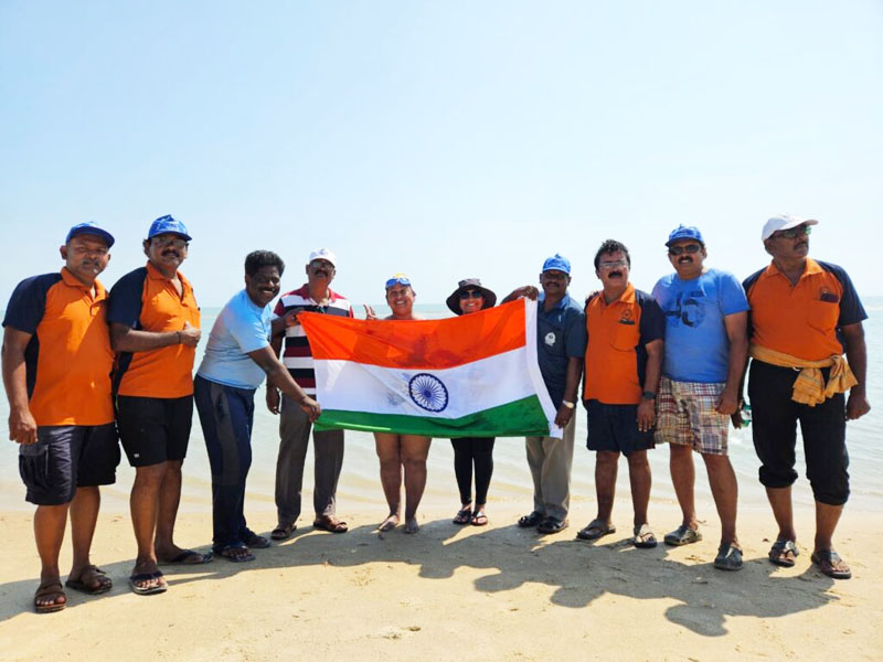 Meenakshi Pahuja swam to India from Sri Lanka