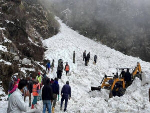 massive avalanche in sikkim