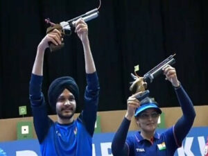 issf world cup divya subbaraju thadigol and sarabjot singh win gold