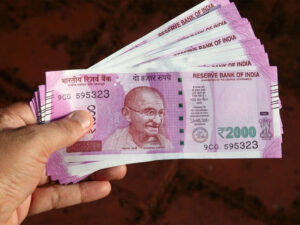 rbi to withdraw rs 2000 currency note from circulation