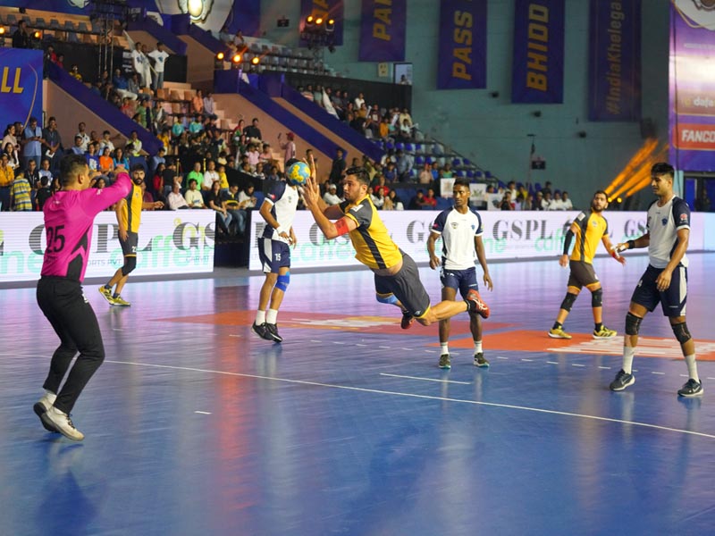 Avin Khatkar of Garvit Gujarat in action against the Rajasthan Patriots