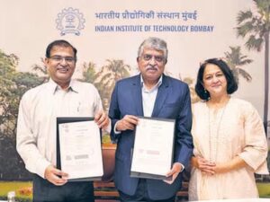 infosys chairman nandan nilekani donates 315 crore to iit bombay