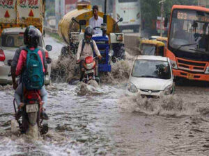 heavy rain in delhi seasons first heavy showers bring delhi