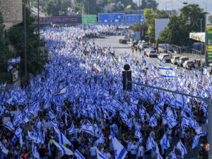 thousands march in israel against netanyahus judicial reform