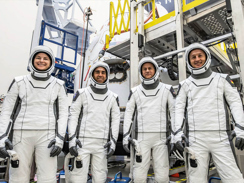 4 astronauts set to reach ISS via SpaceX rocket