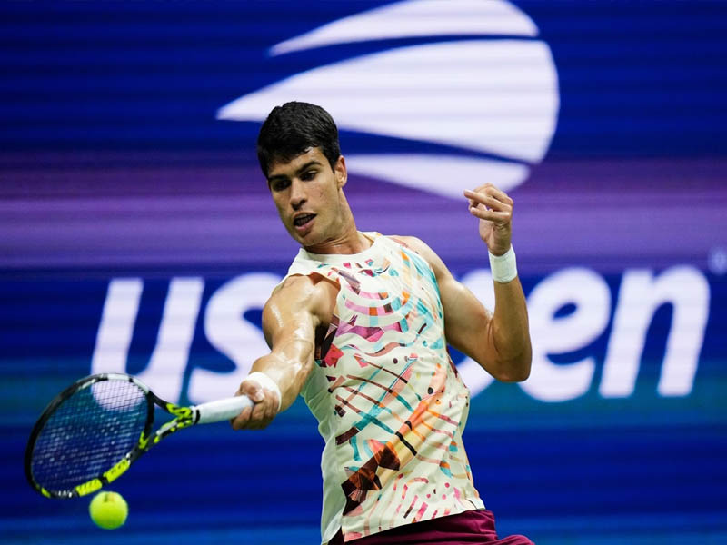 Alcaraz Medvedev stroll into US Open second round