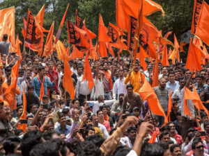 maratha quota stir turns violent