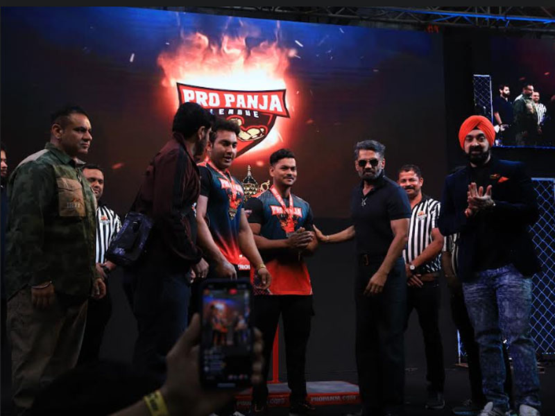 Bollywood actor Suniel Shetty crowns Tawheed Shaikh as ‘Champion of Champions at Pro Panja League