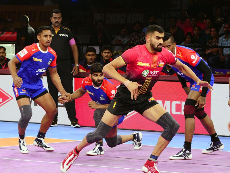 Bharat in action against Haryana Steelers 1