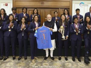 PM Modi meets World Champion