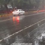दिल्ली-एनसीआर में बदला मौसम का मिजाज, तेज हवाओं और बारिश से मिली गर्मी से राहत
