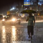 Weather Update: गुजरात-महाराष्ट्र समेत कई राज्यों में भारी बारिश का अलर्ट, दिल्ली-NCR में भी बरसेंगे बादल