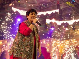 Falguni Pathak Brings the House Down at Alphonso Studios and TribeVibe Day 6 Amba Maa Celebrations at Jio World Convention Centre 7 Entertainment News 26